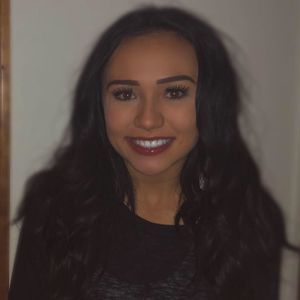 Meet your Posher, Mollye